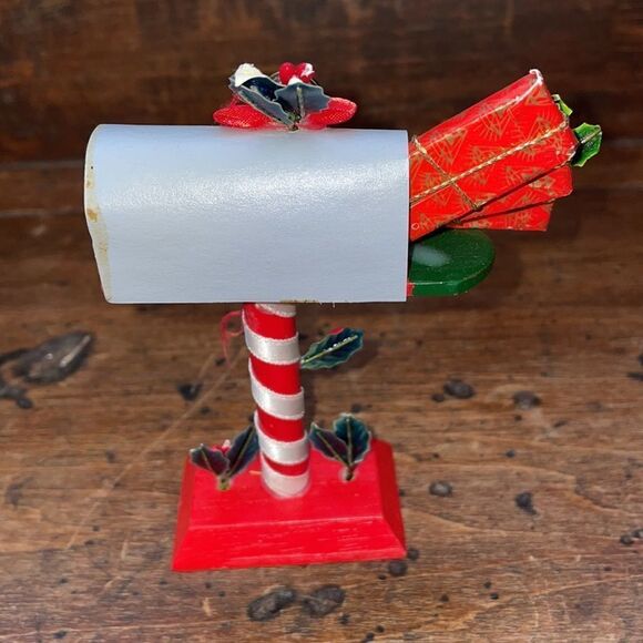 Vtg 1985 Kurt S Adler mailbox stuffed with presents Christmas tree ornament - Picture 4 of 7